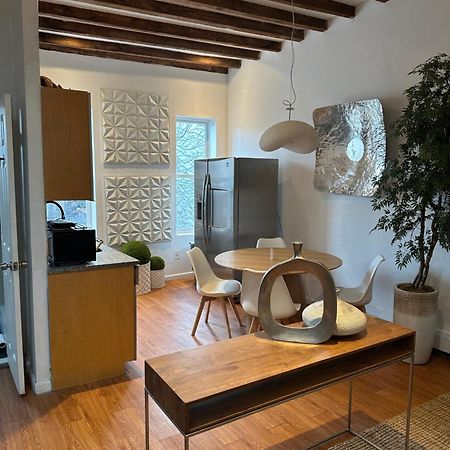 A Dedicated Space To Unwind New York Esterno foto